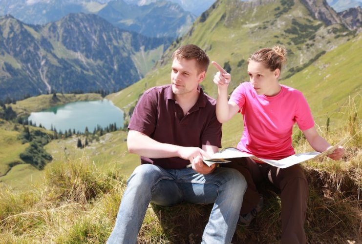 Couple-with-map.jpg